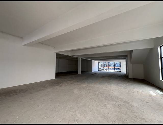 386M² RETAIL TO LET IN CLAREMONT
